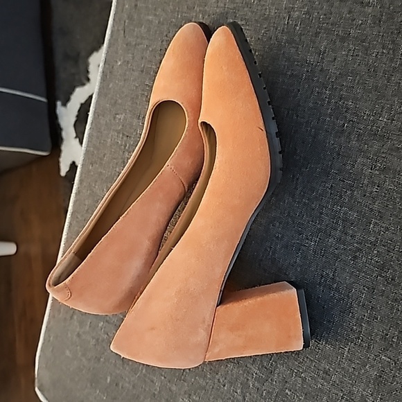 Andre Assous sz 37 rose pink suede pumps heels US sz 7 new SH143 - Picture 1 of 7